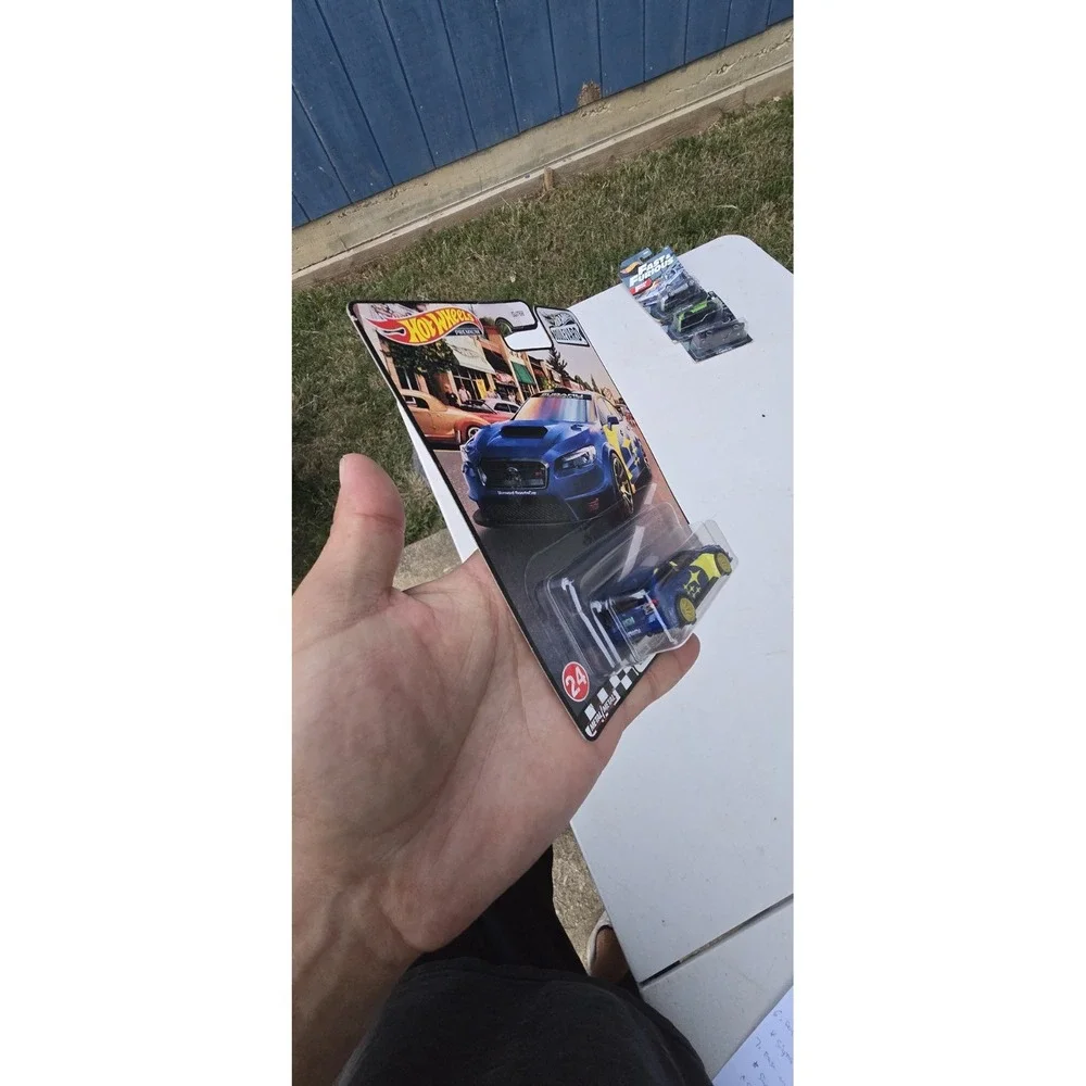 Hot Wheels signs wear
